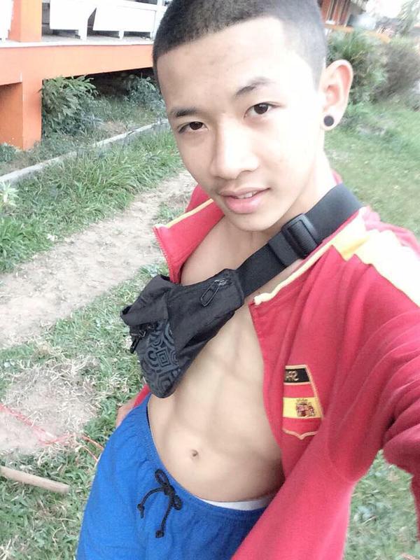 จะเลียก่อนโค้ก