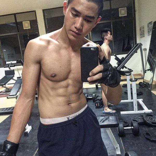 จะเลียก่อนโค้ก