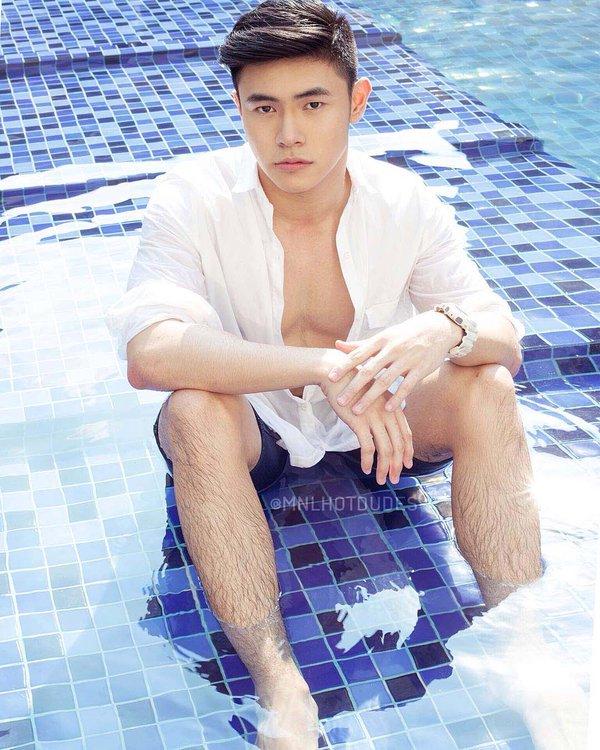 จะเลียก่อนโค้ก