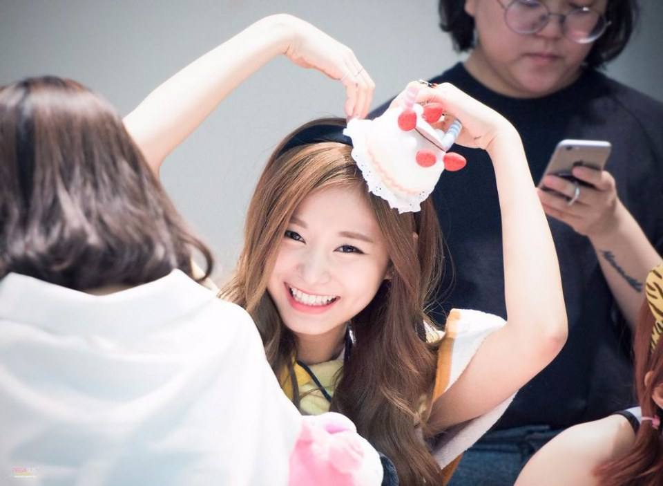 周子瑜-Tzuyu (Twice)