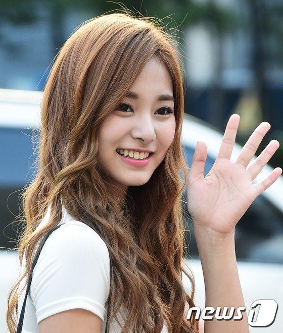 周子瑜-Tzuyu (Twice)