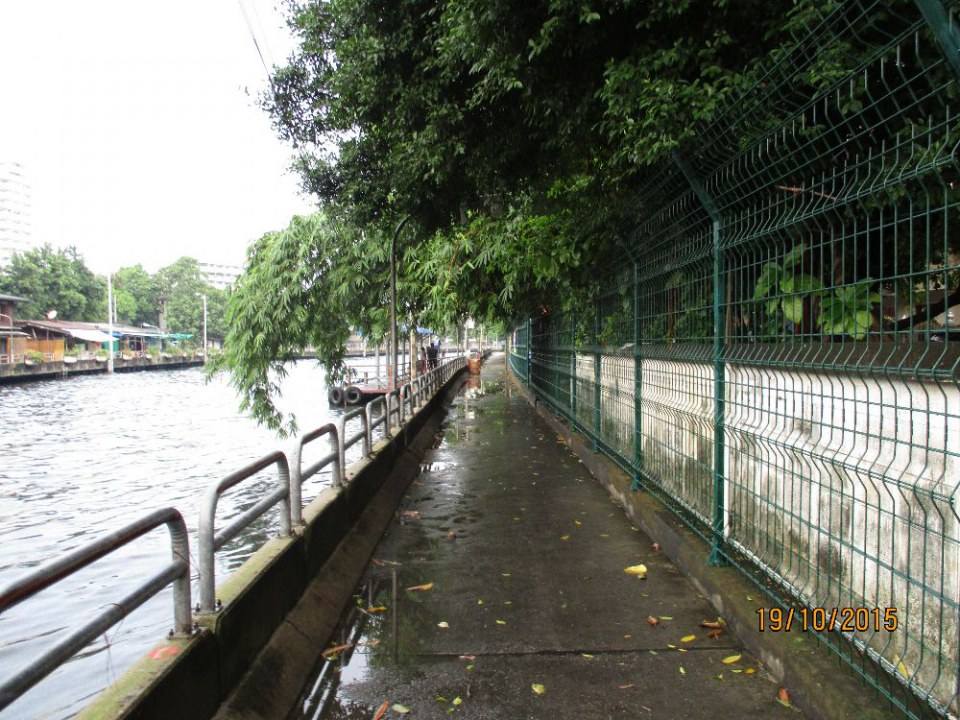 ริมคลองแสนแสบและเรือคลองแสนแสบ