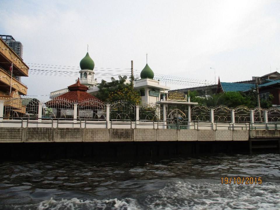 ริมคลองแสนแสบและเรือคลองแสนแสบ