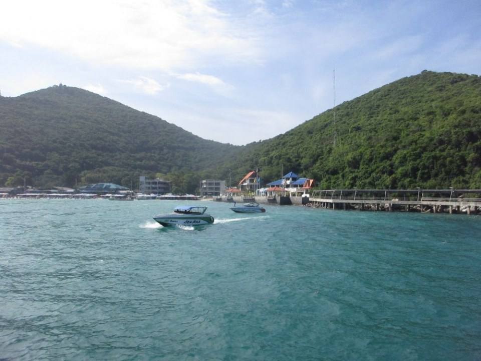 เกาะล้าน พัทยา ชลบุรี