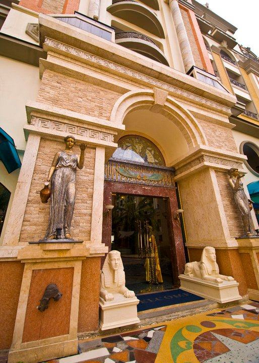 Luxor Hotel
