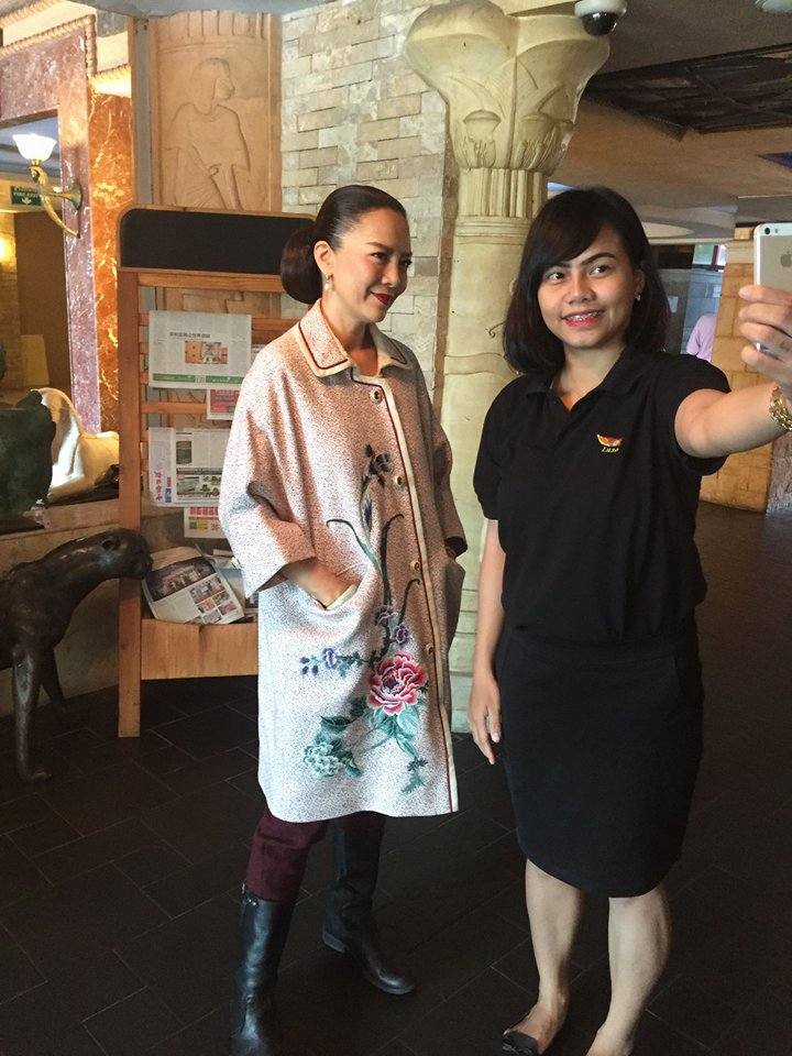 บัลลังก์หงส์ At Luxor Hotel