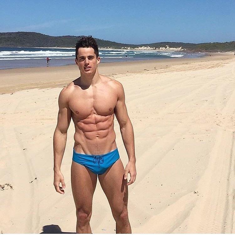 Dream Men 49 (+18)