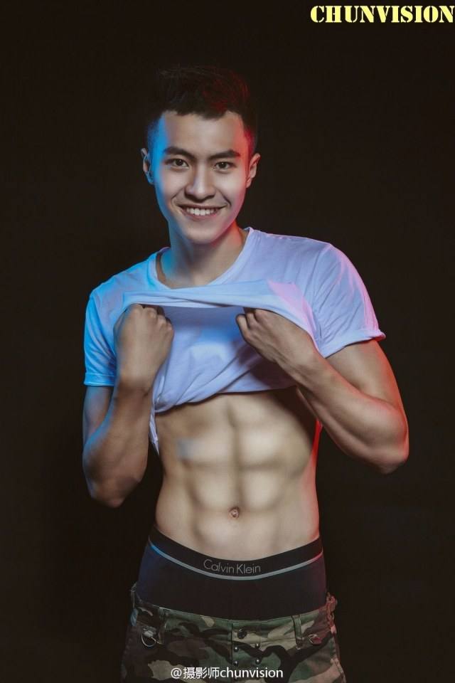 เย้ายวน...ลิ้น003