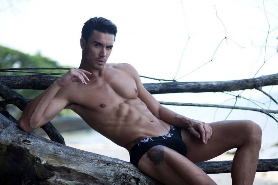 Hot guy in underwear 182