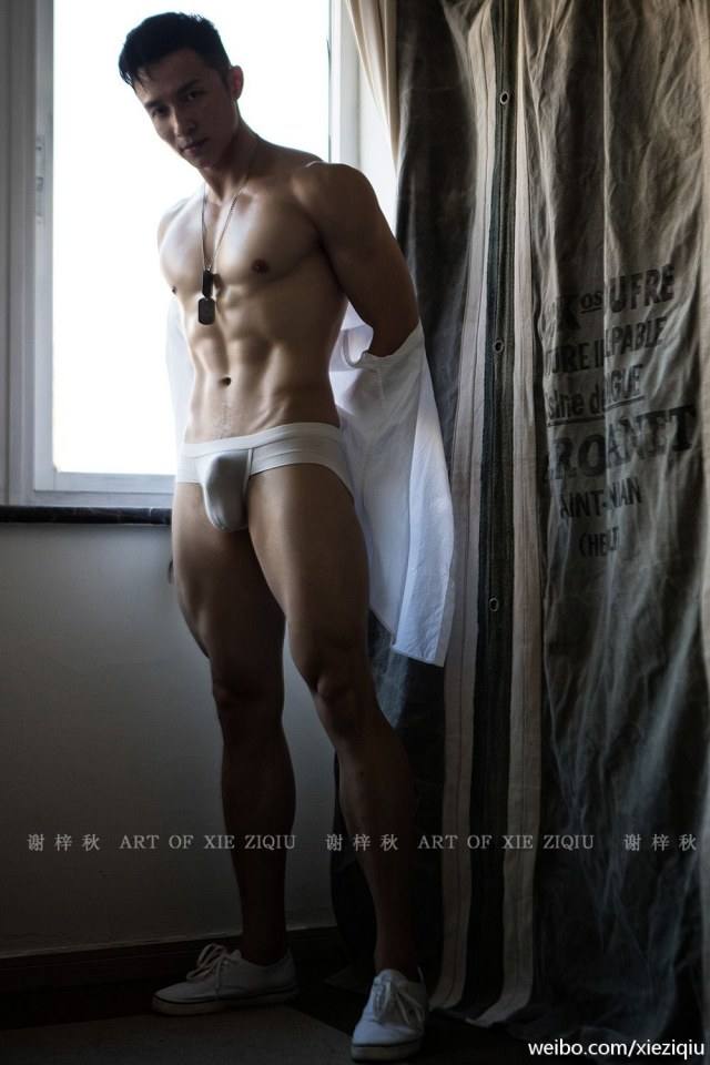 Hot guy in underwear 182