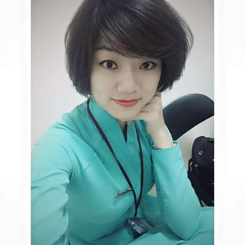 แอร์โฮสเตสจากเวียดนามแอร์ไลน์ (Vietnam Airlines)