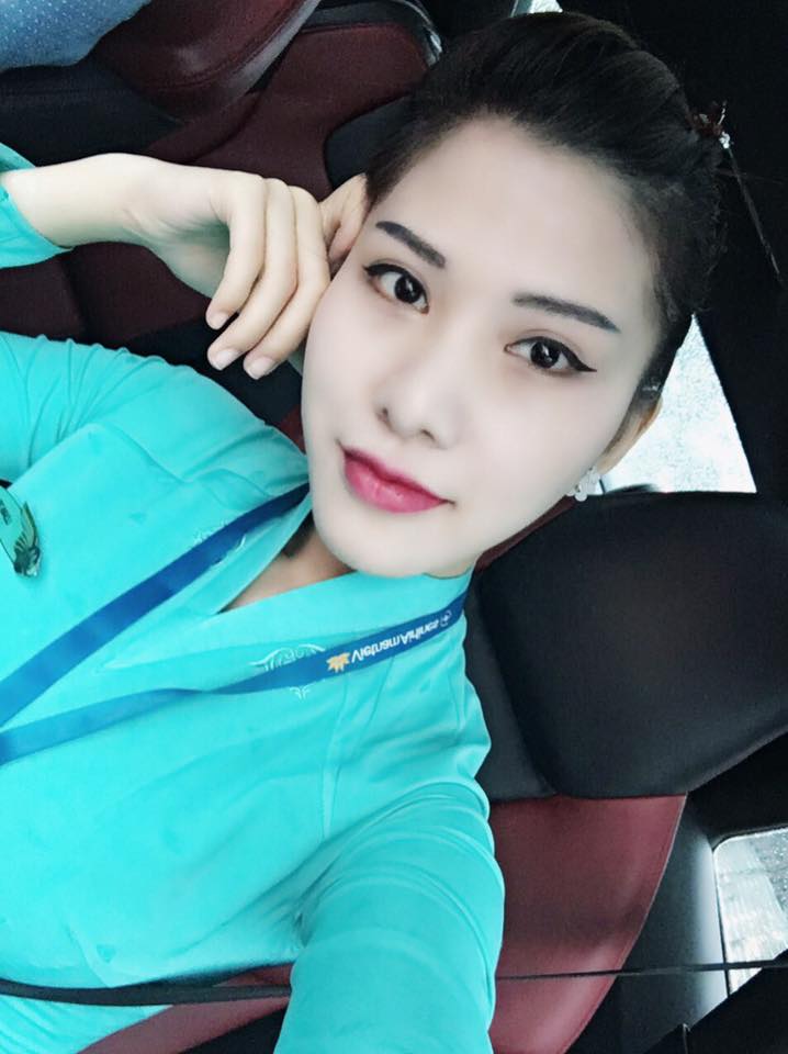 แอร์โฮสเตสจากเวียดนามแอร์ไลน์ (Vietnam Airlines)