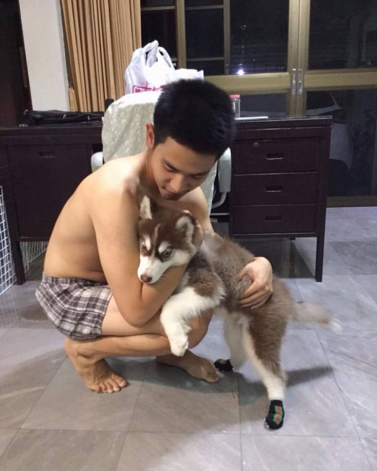 นักเรียนหล่อ "เป้าตุง" แน่น ๆ