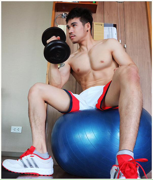 อยากเธอนะเออ