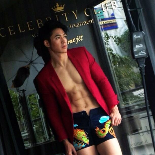 โน้ต นพพร ชูมาลัย