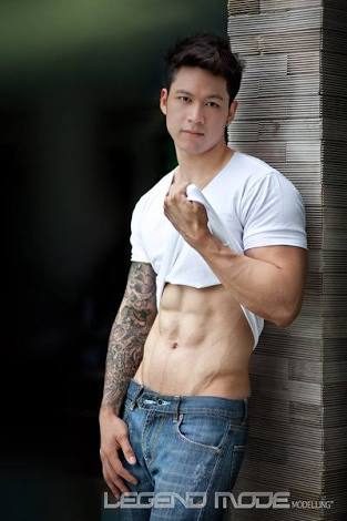โน้ต นพพร ชูมาลัย