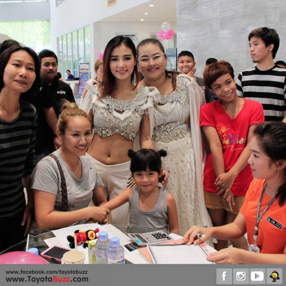 กระแต-กระต่าย อาร์สยาม ที่โตโยต้าบัสส์สาขาพระราม 2