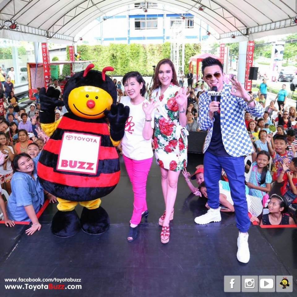 หยาดทิพย์ ราชปาล ที่โตโยต้าบัสส์ สาขาเพชรเกษม 88