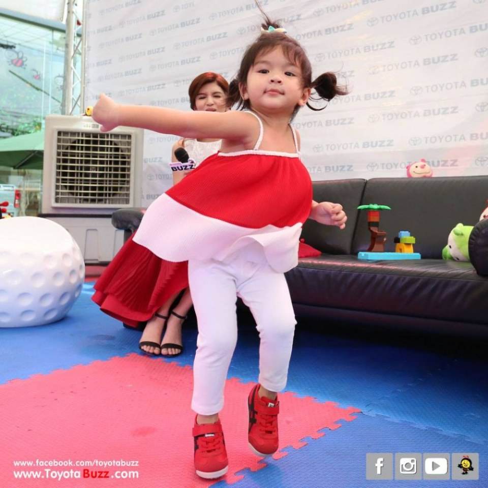 แม่โบว์และน้องมะลิ ที่โตโยต้าบัสส์ สาขาเสรีไทย