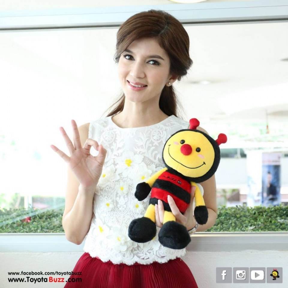 แม่โบว์และน้องมะลิ ที่โตโยต้าบัสส์ สาขาเสรีไทย