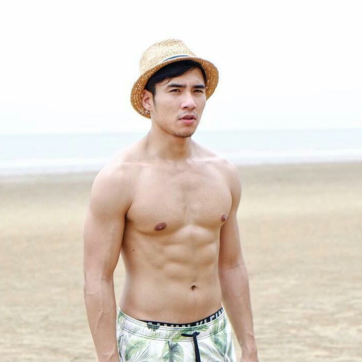 ผช.มากมายหลายแนว