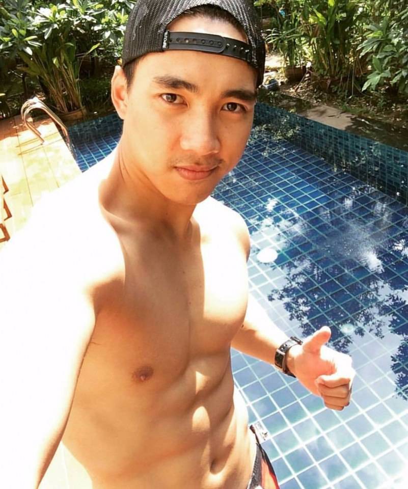 ผช.มากมายหลายแนว