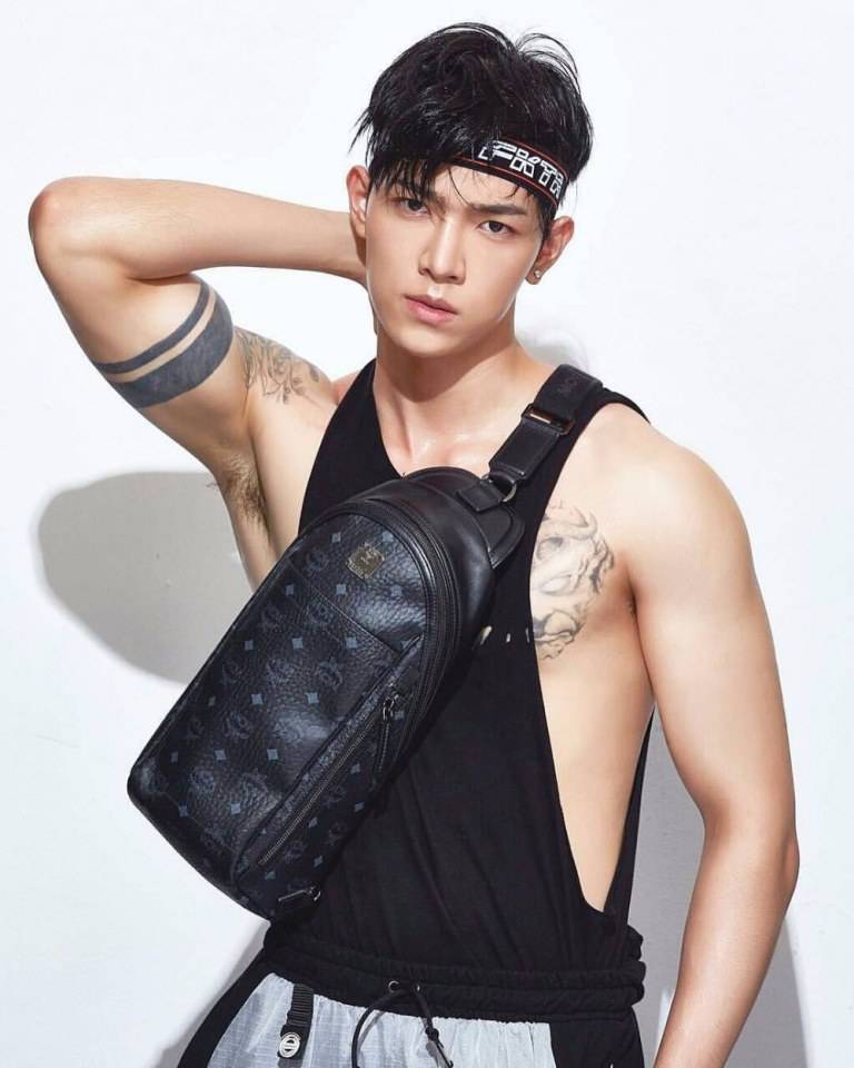 ผช.มากมายหลายแนว