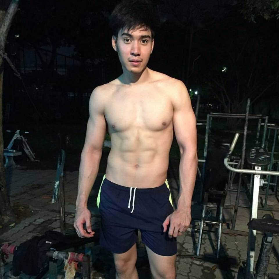 ผช.มากมายหลายแนว