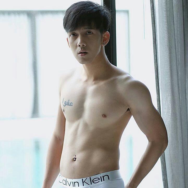 ผช.มากมายหลายแนว