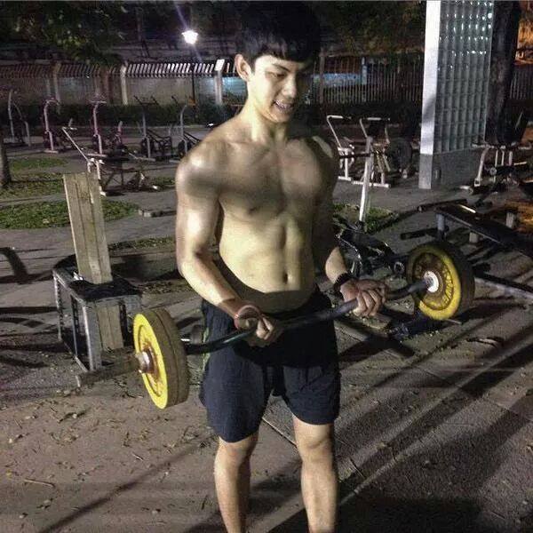 ผู้ชายพาเพลิน