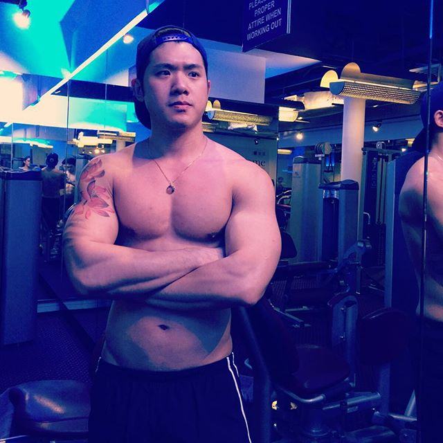 ผู้ชายพาเพลิน
