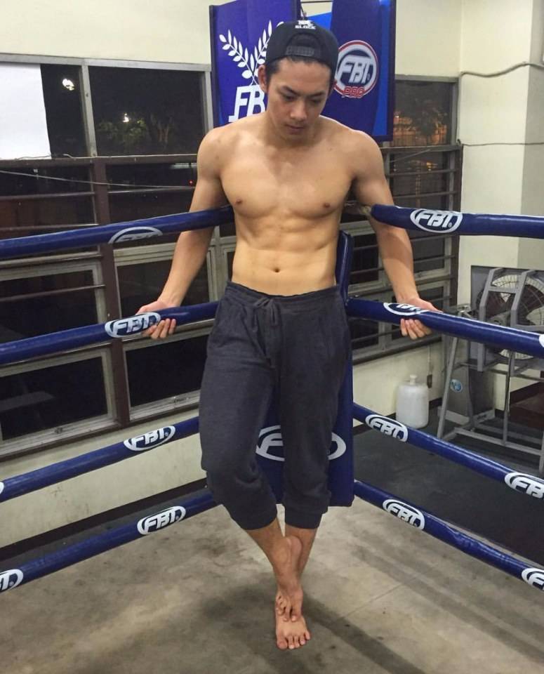 ผู้ชายแซบๆ