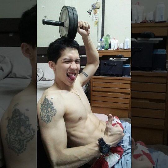 ผู้ชายแซบๆ