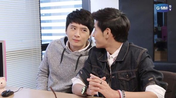 อย่ามองตากันแบบนี้สิ กูเขิน