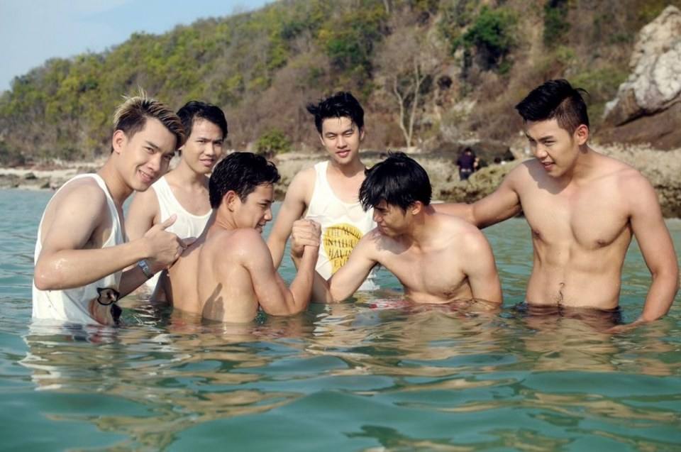 งานดี 7 หนุ่มโชว์หวิวแซ่บทุกคน จากซีรี่ส์ Soulmates the series "เดทนี้..พี่ต้องเลือก"