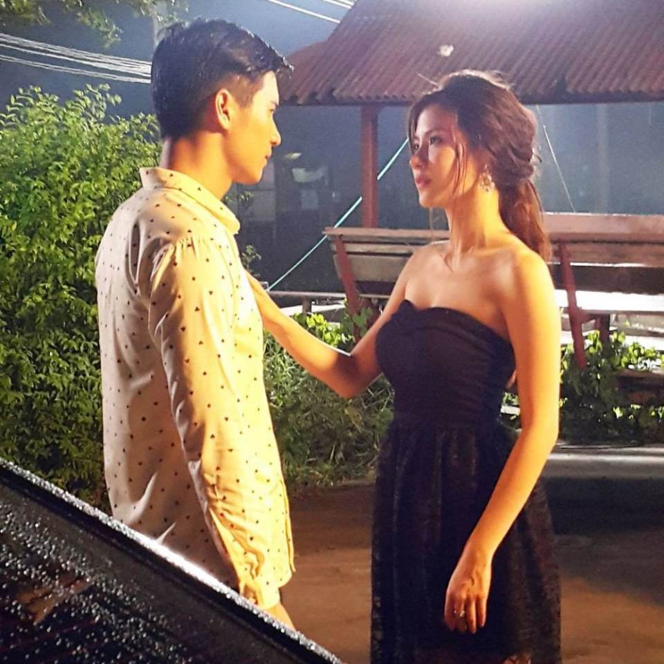 ไมค์ ภัทรเดช โชว์หุ่นหล่อล่ำแซ่บให้ดูอีกแล้ว ใน "บัลลังก์หงส์" เตรียมล้างตารอได้เลยยย