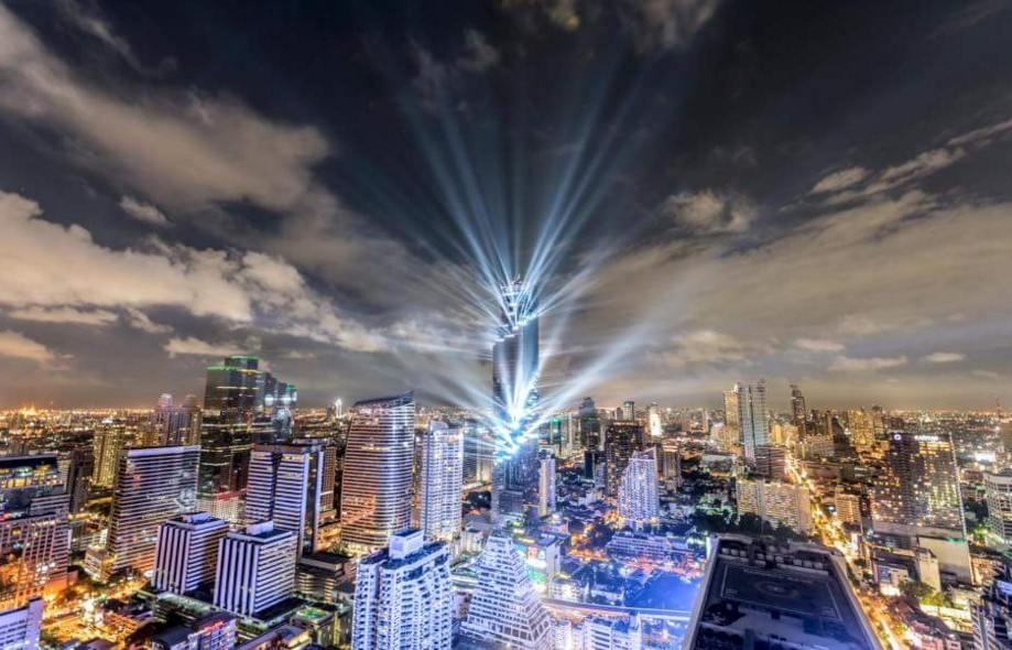 ตึกมหานคร MAHANAKHON ที่หนึ่งของเมืองไทย