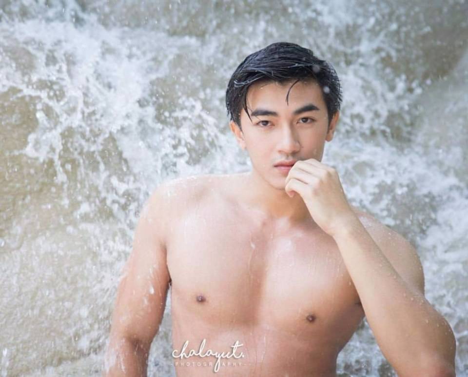 ขาวจนอยากได้