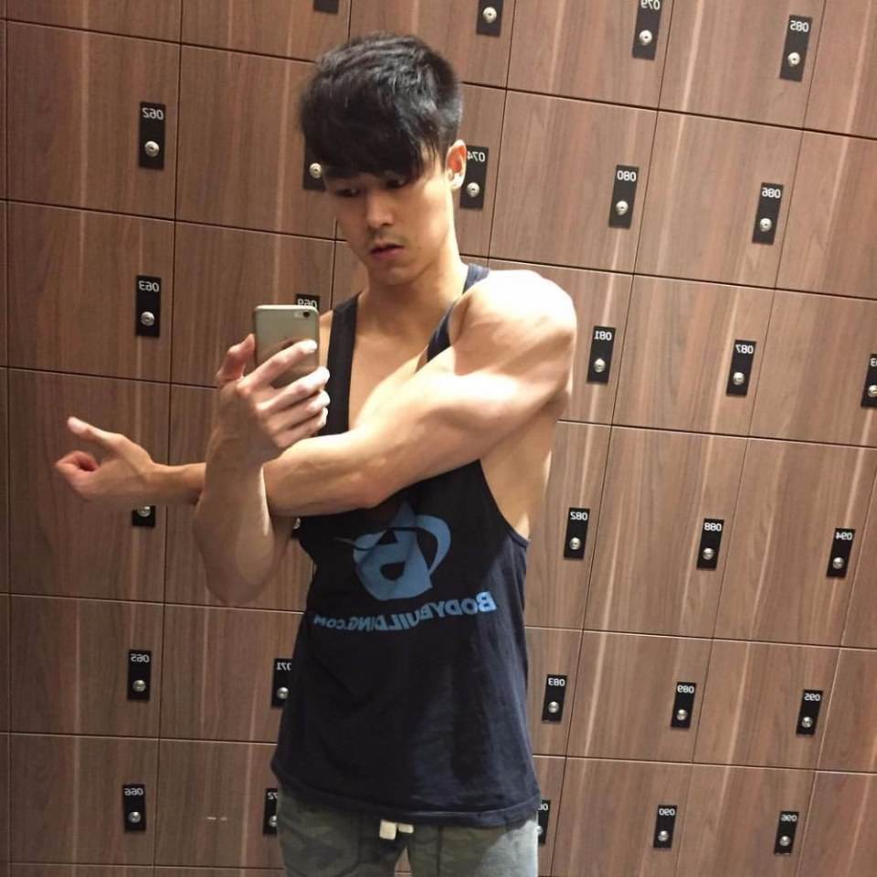 เลียแบบจัดหนัก
