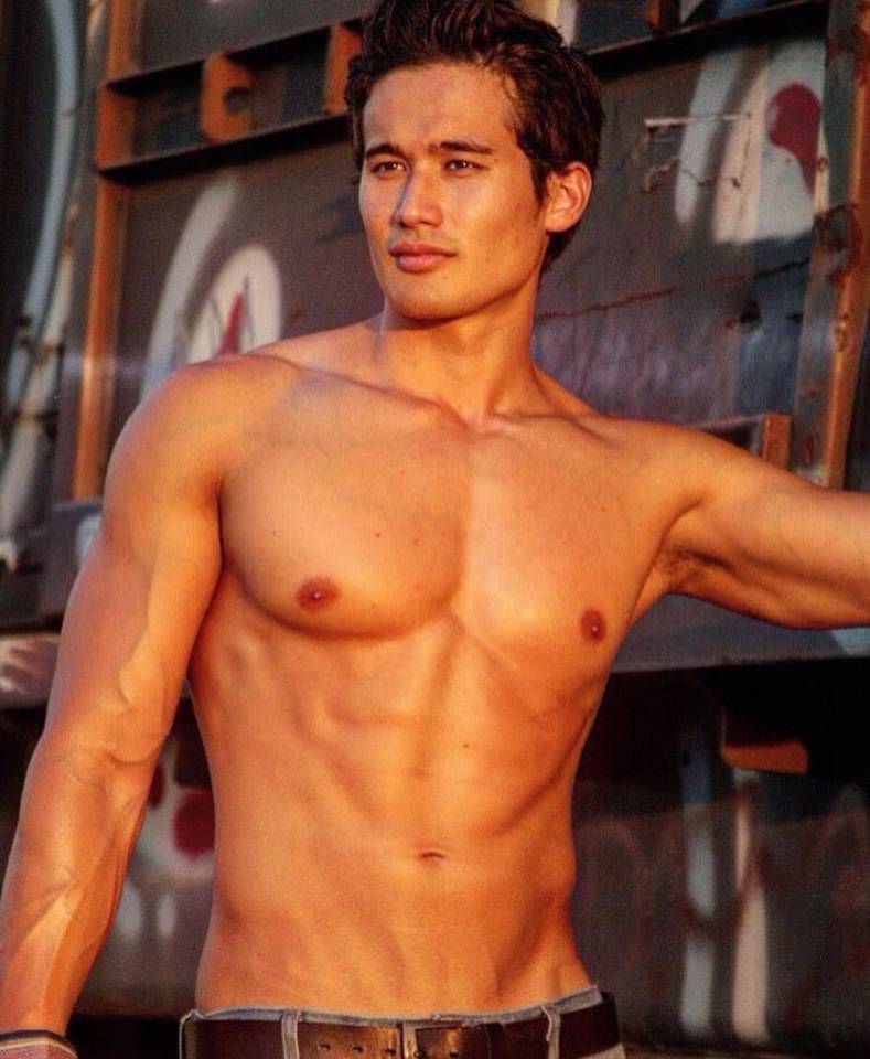 เลียแบบจัดหนัก