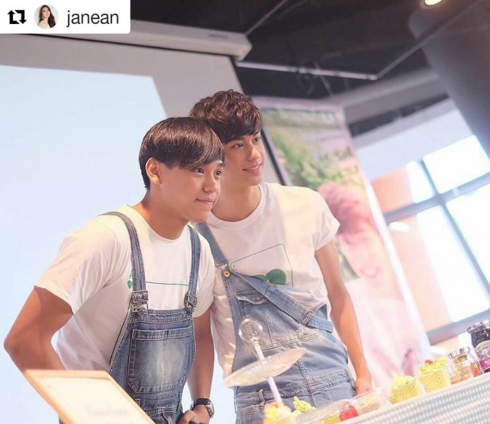 เงินออกัสอีกคู่ที่น่ารัก
