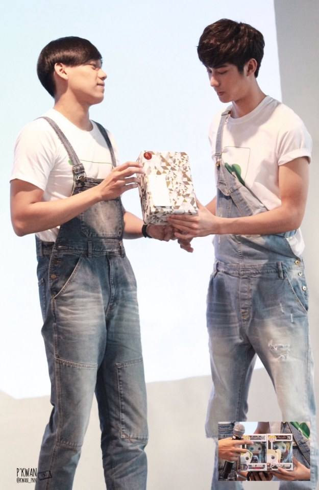 เงินออกัสอีกคู่ที่น่ารัก