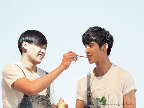 เงินออกัสอีกคู่ที่น่ารัก