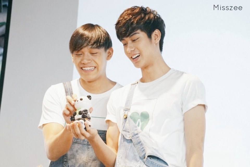 เงินออกัสอีกคู่ที่น่ารัก