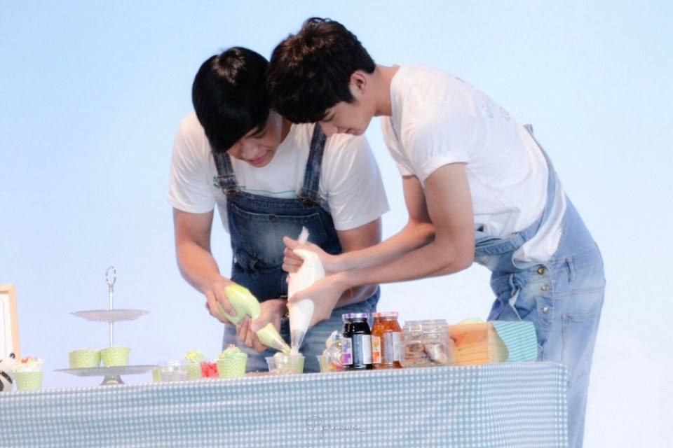 เงินออกัสอีกคู่ที่น่ารัก