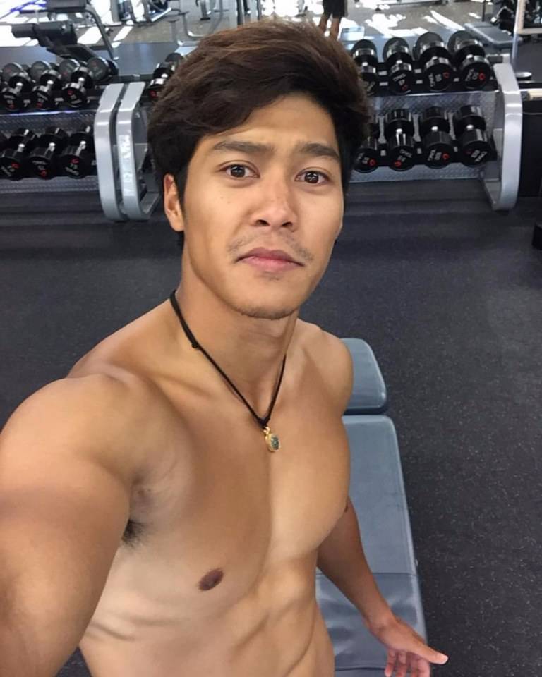 หล่อแซ่บเบอร์นี้