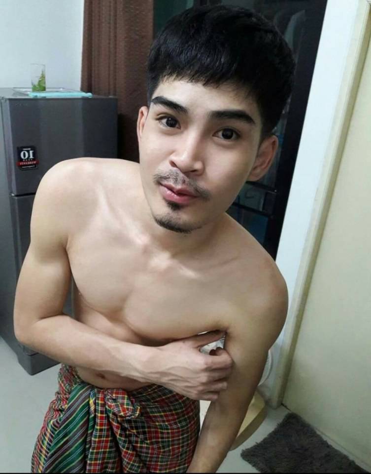 มนต์รักผ้าขาวม้า