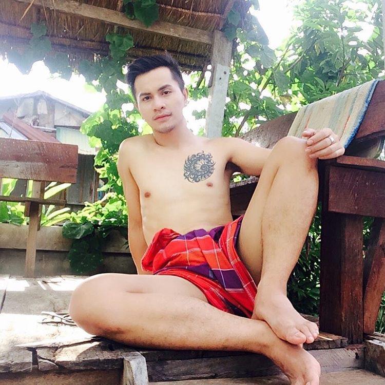 มนต์รักผ้าขาวม้า