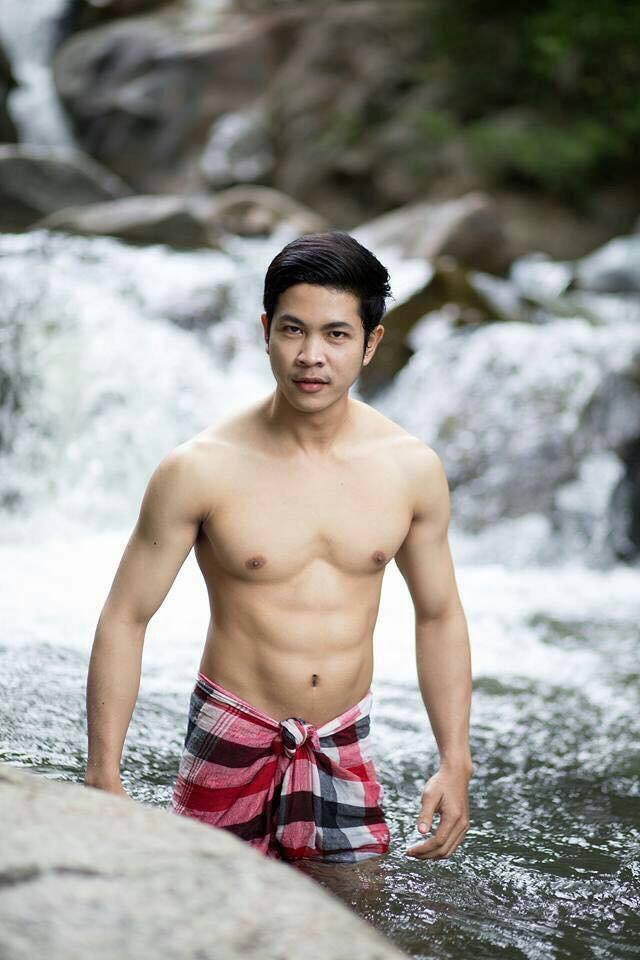มนต์รักผ้าขาวม้า