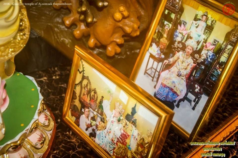 พระแม่กวนอิม ประดิษฐานที่ วิหารวัดประดู่ อัมพวา จังหวัดสมุทรสงคราม ท่านอาจารย์สมศักดิ์ เทพสมบุญ อัญเชิญจาก ประเทศจีน WatPradu Amphawa SamutSongkhram วิหารพระแม่กวนอิม ท่านอาจารย์สมศักดิ์ เป็นเจ้าภาพ ใ